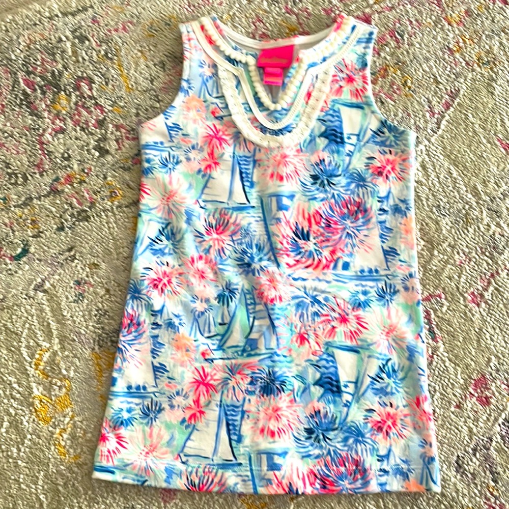 Like new Lily Pulitzer size 2-3